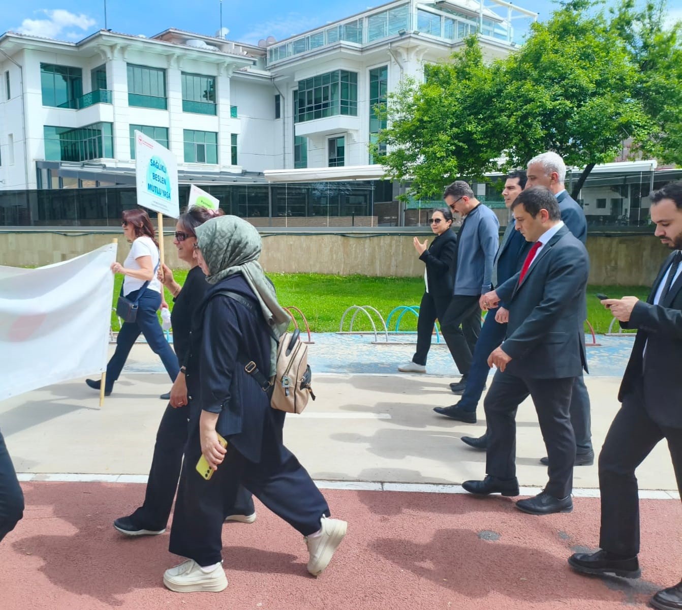 10 Mayis Dunya Hareket Et Gunu 2025.jpg3