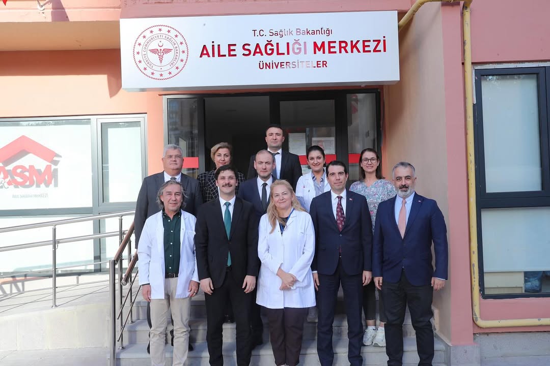 Genel Müdürümüz Doç. Dr. Muhammed Emin DEMİRKOL Üniversiteler Aile Sağlığı Merkezi'ni Ziyaret Etti.