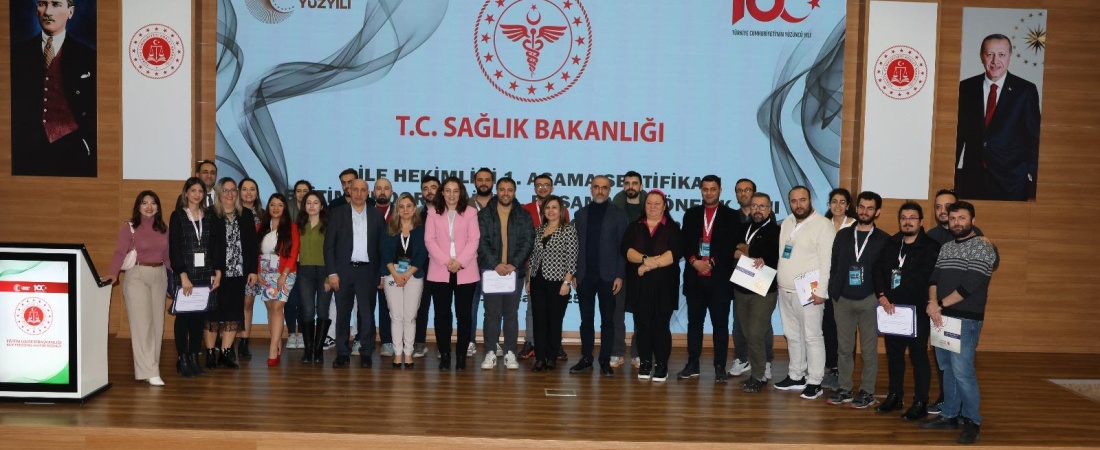   06-10 Ocak 2025 tarihleri arasında Rize'de Aile Hekimliğine Uyum Birinci Aşama Sertifikalı Eğitim Programı gerçekleştirilmiştir.